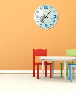 Dětské nástěnné hodiny Chlapecké nástěnné hodiny v bílé barvě s medvídkem a modrým ciferníkem