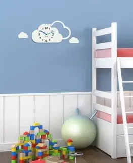 Dětské nástěnné hodiny Dětské hodiny na stěnu ve tvaru obláčku
