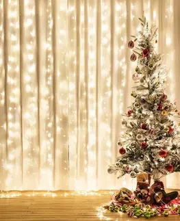 Vánoční řetězy a lamety Tutumi Světelný LED řetěz Kurty 300 cm - 500 světel teplá bílá
