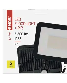 LED reflektory EMOS LED reflektor INOVO s pohybovým čidlem, 50 W, šedý, neutrální bílá ZS2742