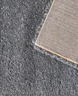 Koberce SHAGGY Moderní huňatý koberec v krásné antracitové barvě