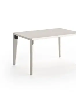 Designové a luxusní jídelní stoly Estila Luxusní nadčasový jídelní stůl z masivního dřeva 160cm