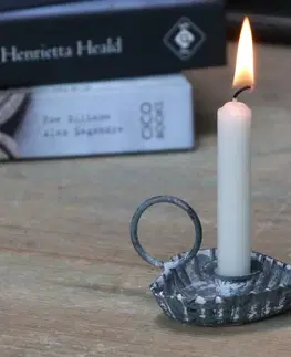 Svícny Zinkový antik svícen na úzkou svíčku ve tvaru srdce Hearts - 8*6*2cm Chic Antique 64249-00