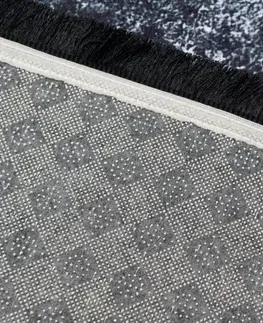 Moderní koberce Černý módní koberec s abstraktním vzorem Šířka: 120 cm | Délka: 170 cm