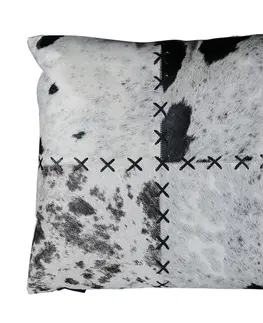 Dekorační polštáře Bílo-černý kožený polštář s výrazným stehem Stitch Cow - 45*45*15cm Mars & More HKSDKZ