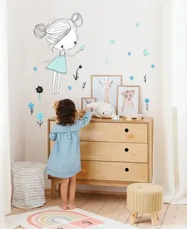 Samolepky na zeď Samolepky na zeď pro holčičky - INSPIO víla v mátových barvách s motýly a květinami