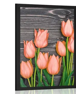 Květiny Plakát oranžové tulipány na dřevěném podkladu