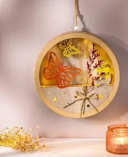 Drobné dekorace Závěsná LED dekorace Motýli na louce