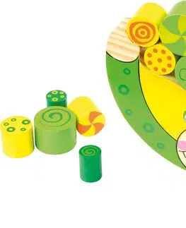 Dřevěné hračky Small foot Dřevěná motorická hra KVAK zeleno-žlutá
