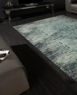 Designové a luxusní koberce Estila Orientální obdélníkový koberec Adassil s modrým vzorem 240cm