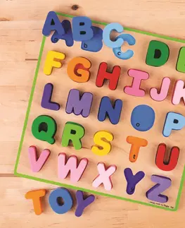 Živé a vzdělávací sady Bigjigs Toys Dětská abeceda - velká písmena