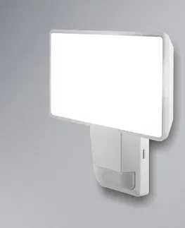 Venkovní nástěnná svítidla s čidlem pohybu LEDVANCE LEDVANCE Endura Pro Flood Sensor LED spot 27W bílý