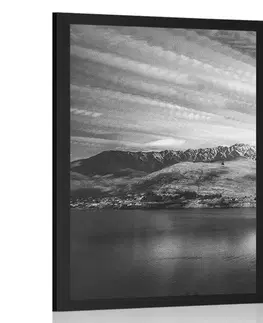 Černobílé Plakát podvečerní černobílé jezero