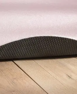 Koberce a koberečky Protiskluzový kobereček ve tvaru srdce