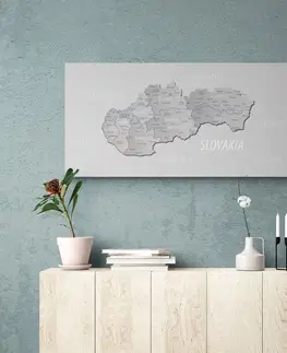 Obrazy na korku Obraz na korku šedá mapa Slovenska s decentním kontrastem