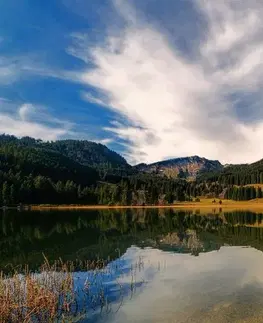 Obrazy přírody a krajiny Obraz jezero pod kopci