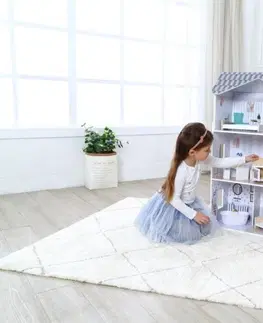 Hračky Dřevěný domeček pro panenky s nábytkem