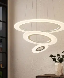 Závěsná světla Lindby Lindby Amisu LED závěsné světlo s třemi kruhy