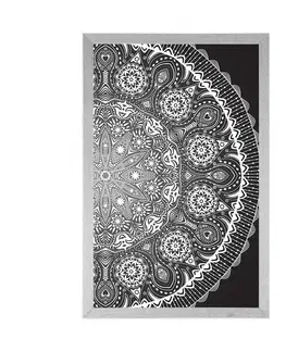 Feng Shui Plakát okrasná Mandala s krajkou v černobílém provedení