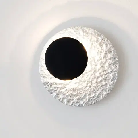 Nástěnná svítidla Holländer LED nástěnné světlo Infinity ve stříbrné, Ø 26 cm