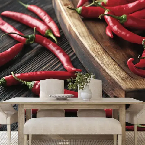 Tapety jídla a nápoje Fototapeta deska s chili papričkami