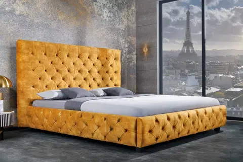 Luxusní a stylové postele Estila Moderní manželská postel Kreon se sametovým potahem žluté barvy s chesterfield prošíváním 160x200cm