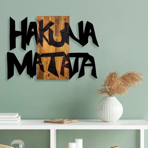 Nástěnné dekorace Nástěnná dekorace HAKUNA MATATA dřevo kov černá