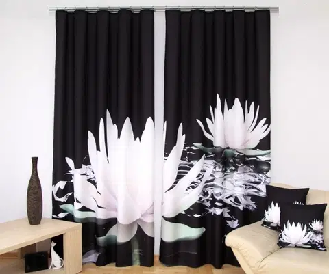 Luxusní hotové závěsy s potiskem 3D Černý závěs do pokoje s obrázkem bílých leknínů
