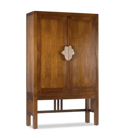 Stylové designové skříně Estila Klasická dřevěná skříň Star s úložným prostorem 180cm