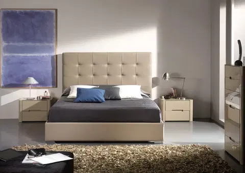 Luxusní a stylové postele Estila Kožená postel Chesterfield BELEN s prošívaným čelem a úložným prostorem 200 cm