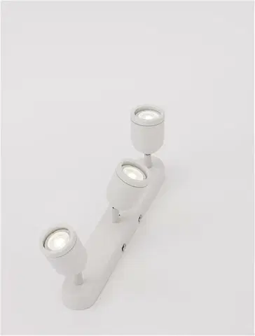 Moderní bodová svítidla NOVA LUCE bodové svítidlo ORSON bílý kov GU10 3x10W 230V IP44 bez žárovky 9555818