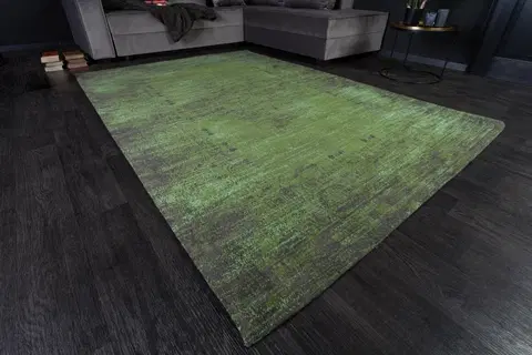 Designové a luxusní koberce Estila Moderní zelený koberec Andie II s orientálním vzorem 240cm