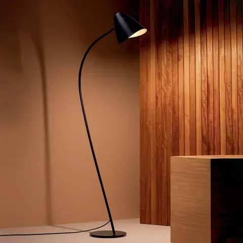 Stojací lampy LEDS-C4 LEDS-C4 Organic stojací lampa, s otočnou hlavou