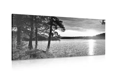Černobílé obrazy Obraz západ slunce nad jezerem v černobílém provedení