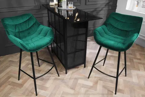 Luxusní barový nábytek Estila Designová moderní barová židle Kotor se smaragdově zeleným sametovým čalouněním a černýma nohama z kovu 105cm