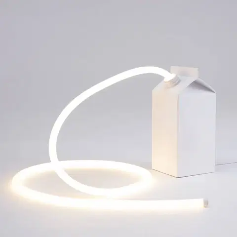 Vnitřní dekorativní svítidla SELETTI LED deko stolní lampa Daily Glow jako balení mléka