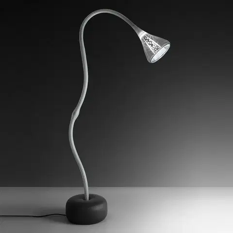 Designové stojací lampy Artemide Pipe stojací lampa LED 2700K 0670W10A