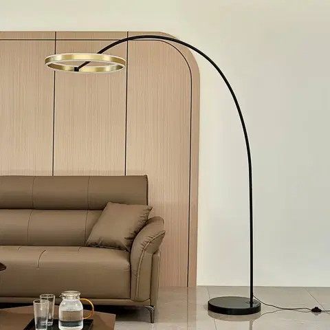 Stojací lampy Lucande Lucande LED oblouková stojací lampa Yekta, 3stupňová, mosazná barva