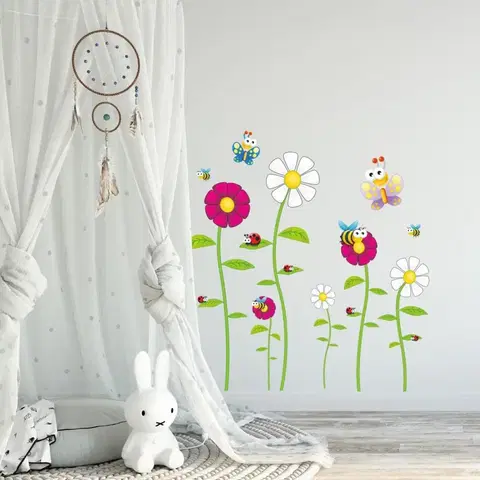 Samolepky na zeď Dětské samolepky na zeď - Včely, Motýli, Beruška a Květiny