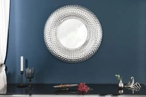 Luxusní a designová zrcadla Estila Orientální kruhové závěsné zrcadlo Solei s hrubým stříbrným rámem 60cm