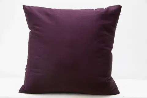 Dekorační povlaky na polštáře Levný tmavě fialový povlak na polštář do obýváku
