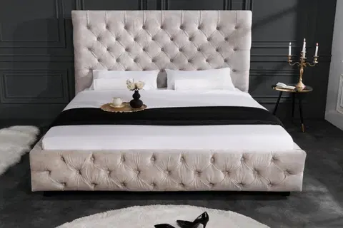 Luxusní a stylové postele Estila Exkluzivní chesterfield manželská postel Kreon ve světle béžovém odstínu šampaňské 160x200cm