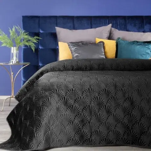 Jednobarevné přehozy na postel Luxusní černý sametový přehoz na manželskou postel