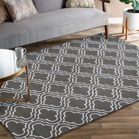 Skandinávské koberce Skandinávský koberec v šedé barvě s bílým vzorem
