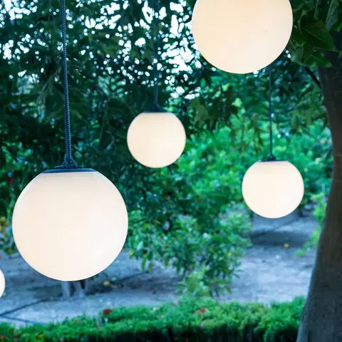 Venkovní dekorativní svítidla Newgarden Dekorativní světlo Newgarden Norai LED s dobíjecí baterií, šedé