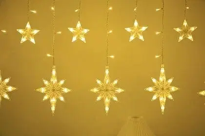 Vánoční řetězy a lamety Kontrast Vánoční světelný LED řetěz Girlanda 275 cm teplá bílá 