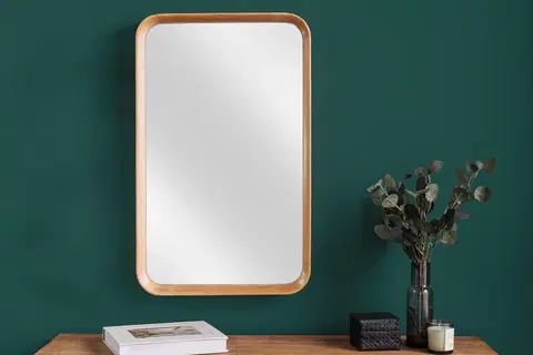 Luxusní a designová zrcadla Estila Moderní obdélníkové nástěnné zrcadlo Courbé s rámem v přírodní světle hnědé barvě z ohýbaného dubového dřeva 80 cm