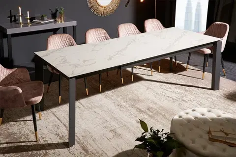 Designové a luxusní jídelní stoly Estila Moderní rozkládací jídelní stůl Industria Marbleux s černými nožičkami z kovu v provedení bílý mramor obdélníkový 180(240)cm