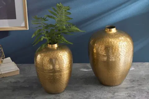 Luxusní a designové vázy a láhve Estila Designový set dvou zlatých váz Mumbai v orientálním stylu z kovu s kladívkovým vzorem