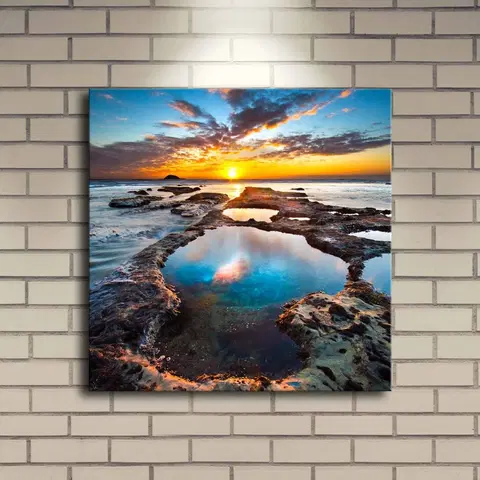 Obrazy Wallity Obraz s LED osvětlením JEZERO V ZÁPADU SLUNCE 19 40 x 40 cm